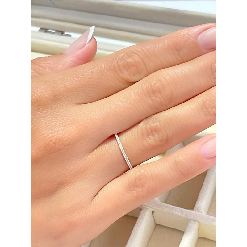 Anel meia aliança fina em prata 925