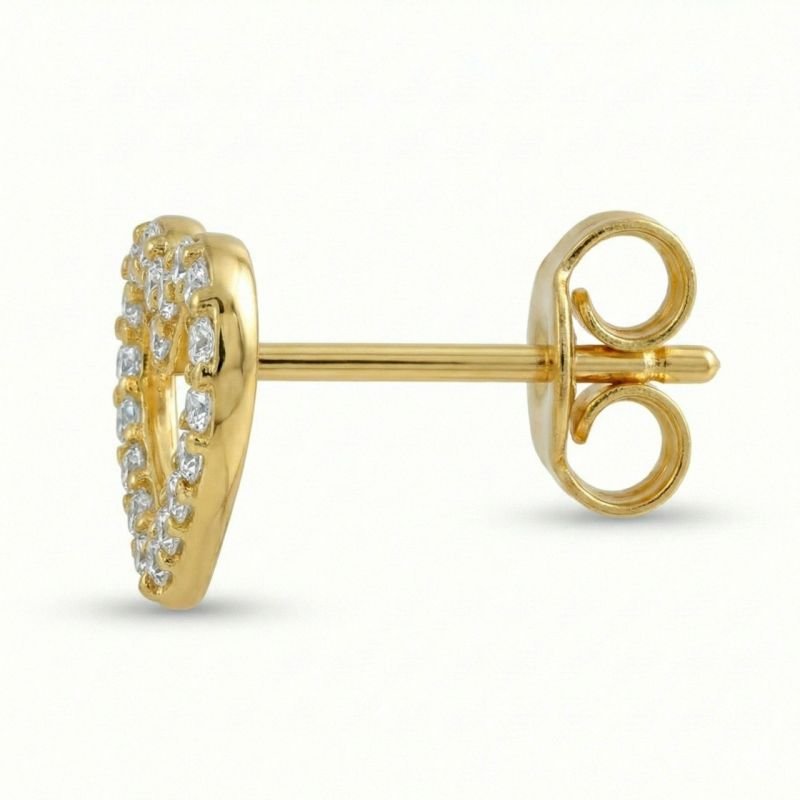 Brinco coração pequeno vazado cravejado banhado em ouro 18k