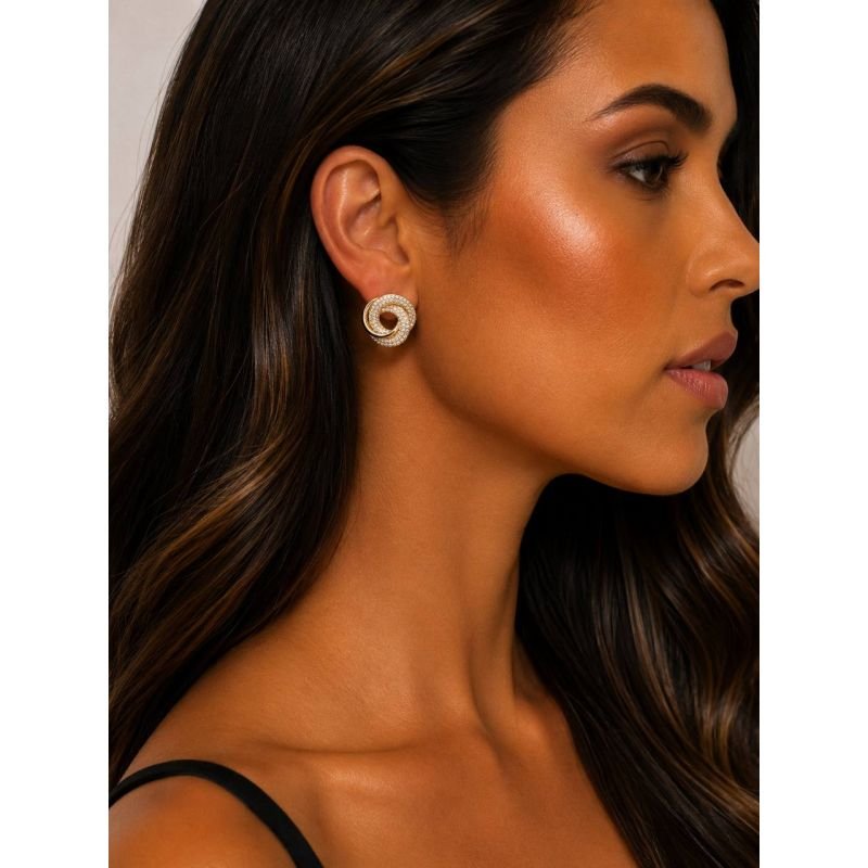 Brinco Espiral Cravejado com Microzircônias Banhado em Ouro 18K