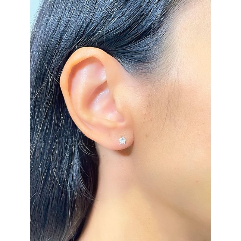 Brinco mini estrela cristal 4mm em prata 925
