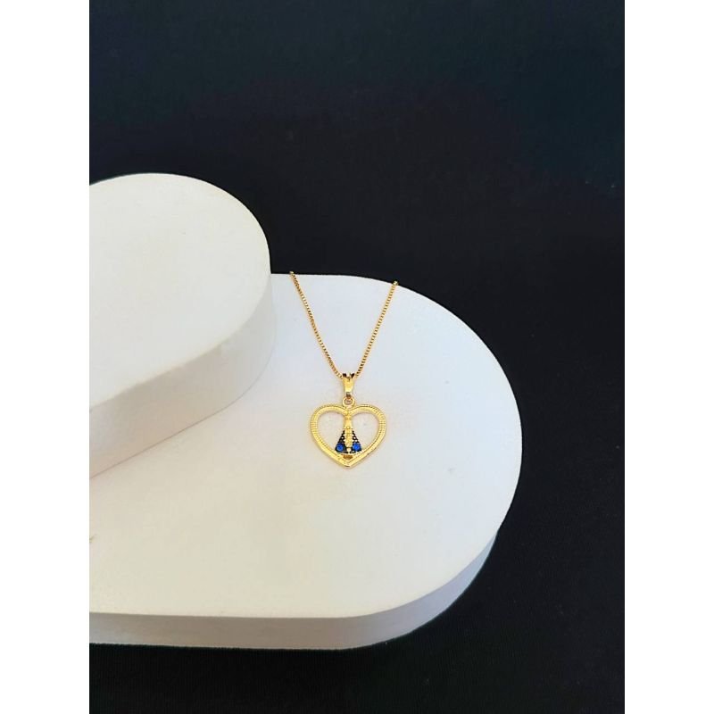 Colar com pingente coração e Nossa Senhora Aparecida pequeno banhado em ouro 18k