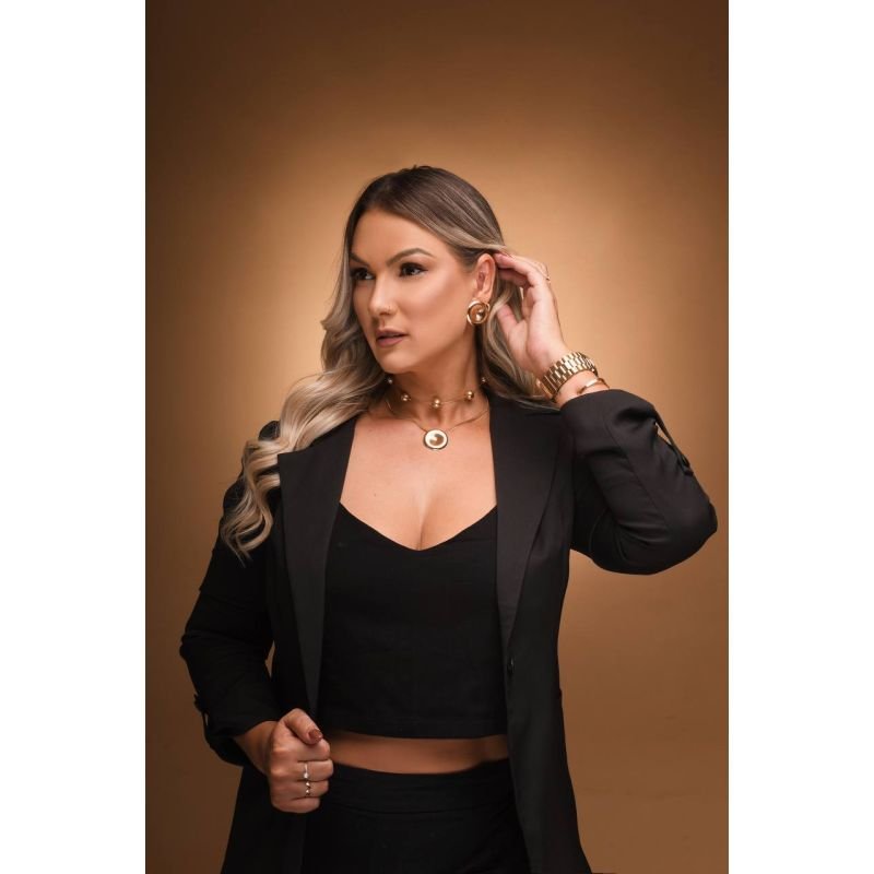 Colar rabo de rato com pingente grande circulo preenchido banhado em ouro 18k