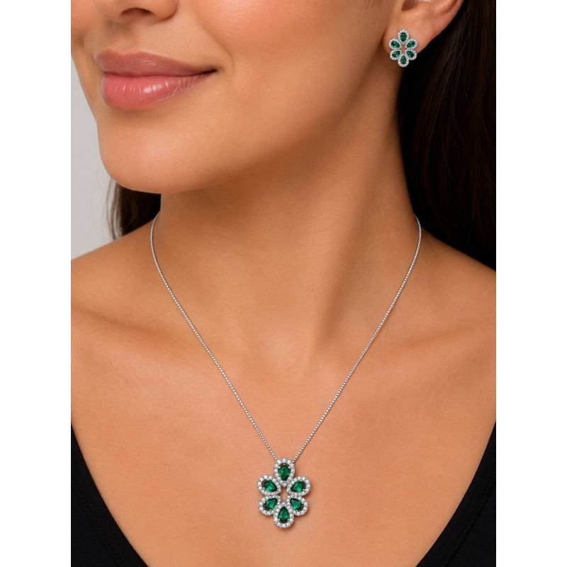 Conjunto Flor Luxo Esmeralda Jade com Microzircônias Banhado em Prata