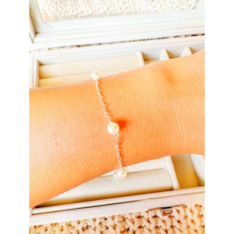 Pulseira de elo e cinco pérolas em prata 925